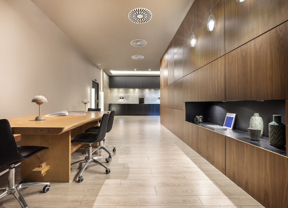 Hotel Barcelona Condal Mar Affiliated by Melia 61/67