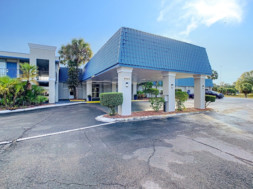 Stayable Suites Lakeland 54/66