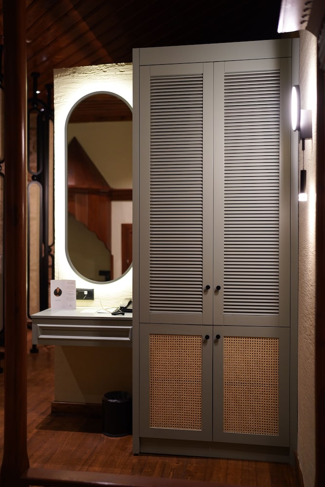 Belmondo Suites Old Town Antalya 48/50
