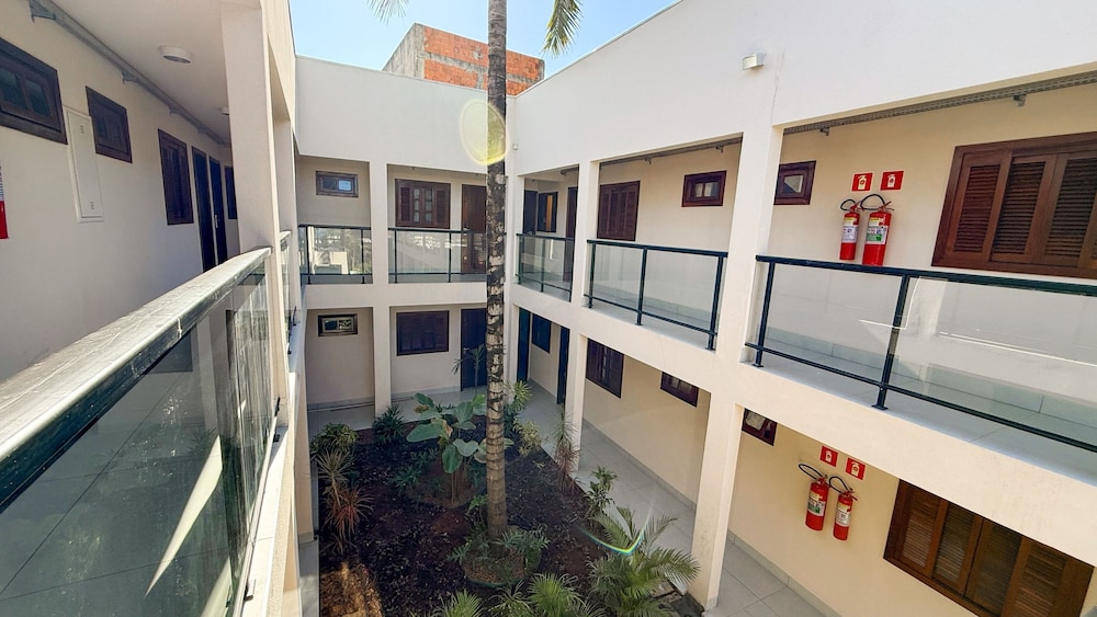 Clh Suites Bonito 5/50