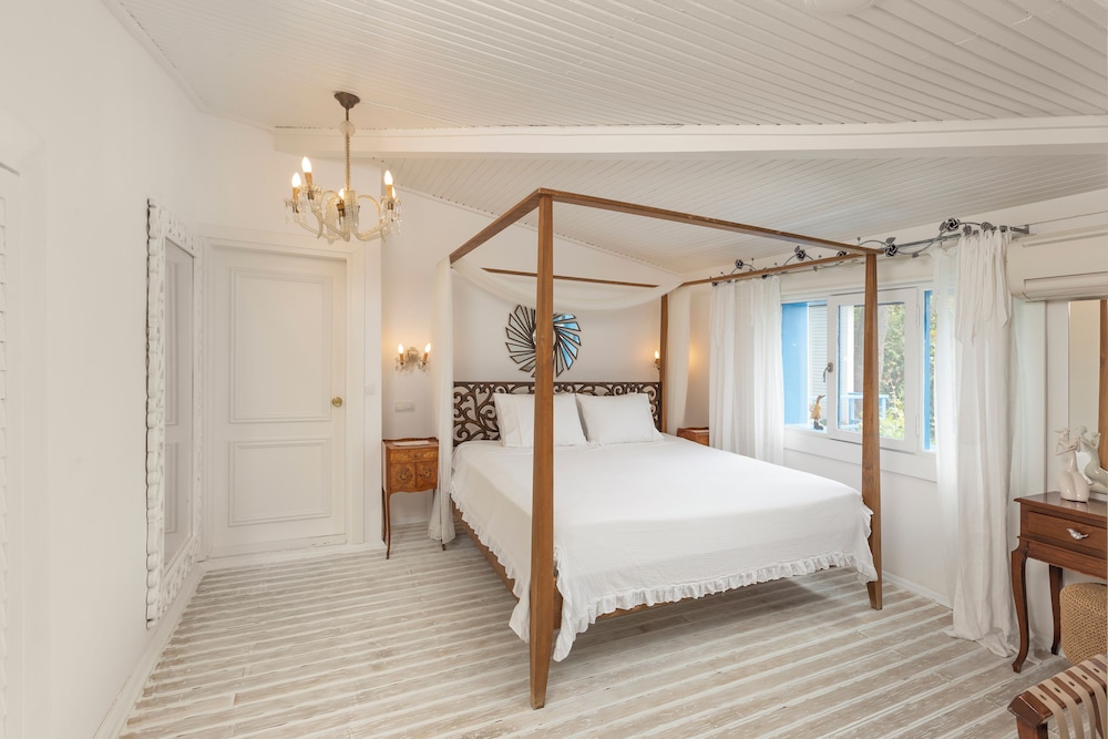 Sabrinas Haus - Adults Only 18/47