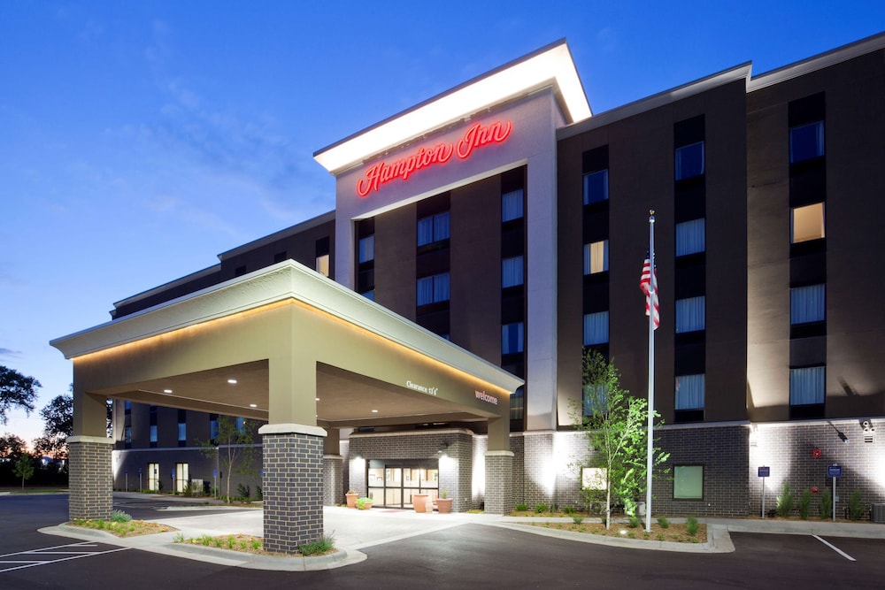 Hampton Inn Minneapolis Roseville 1/42