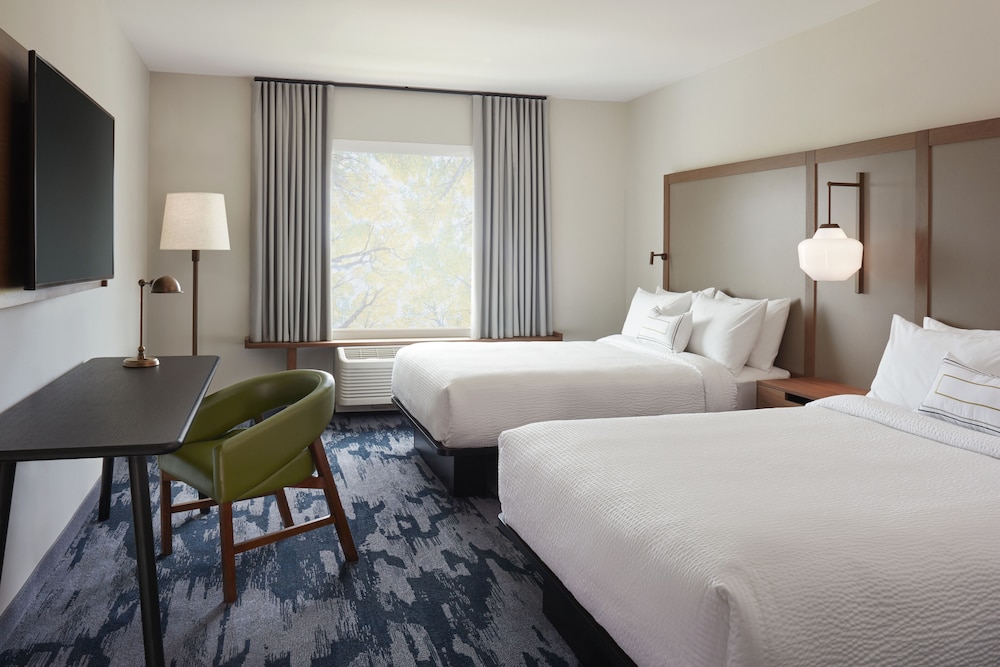 Fairfield Inn and Suites by Marriott Knoxville Airport Alcoa 10/39