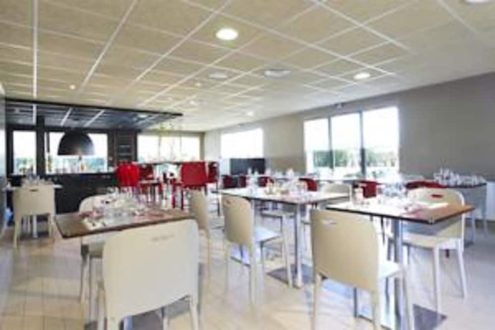 CAMPANILE MONTBELIARD - SOCHAUX 14/27