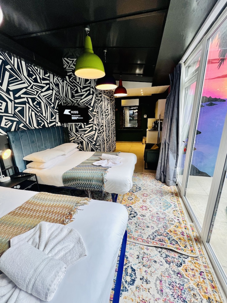 The Melville Hotel 15/50