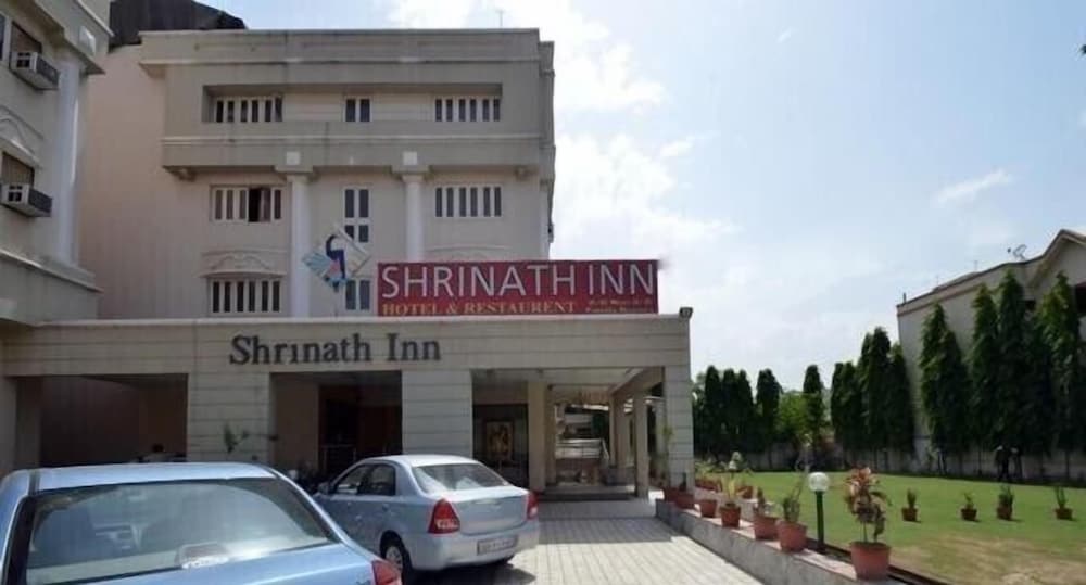Hotel Shrinathinn 2/14