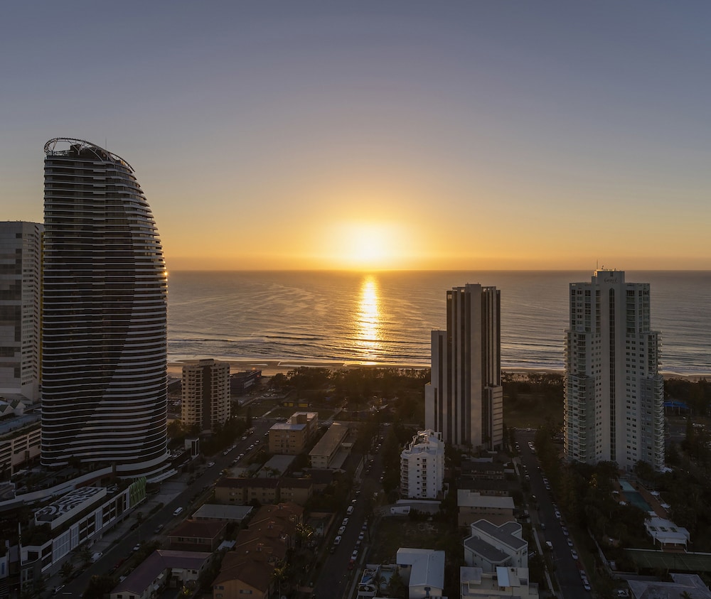 Avani Broadbeach Residences 31/74
