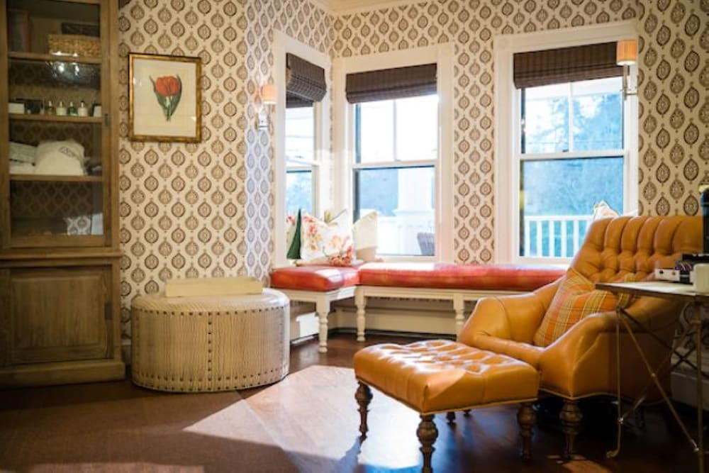 The Inn at Hastings Park Relais and Chateaux 29/50