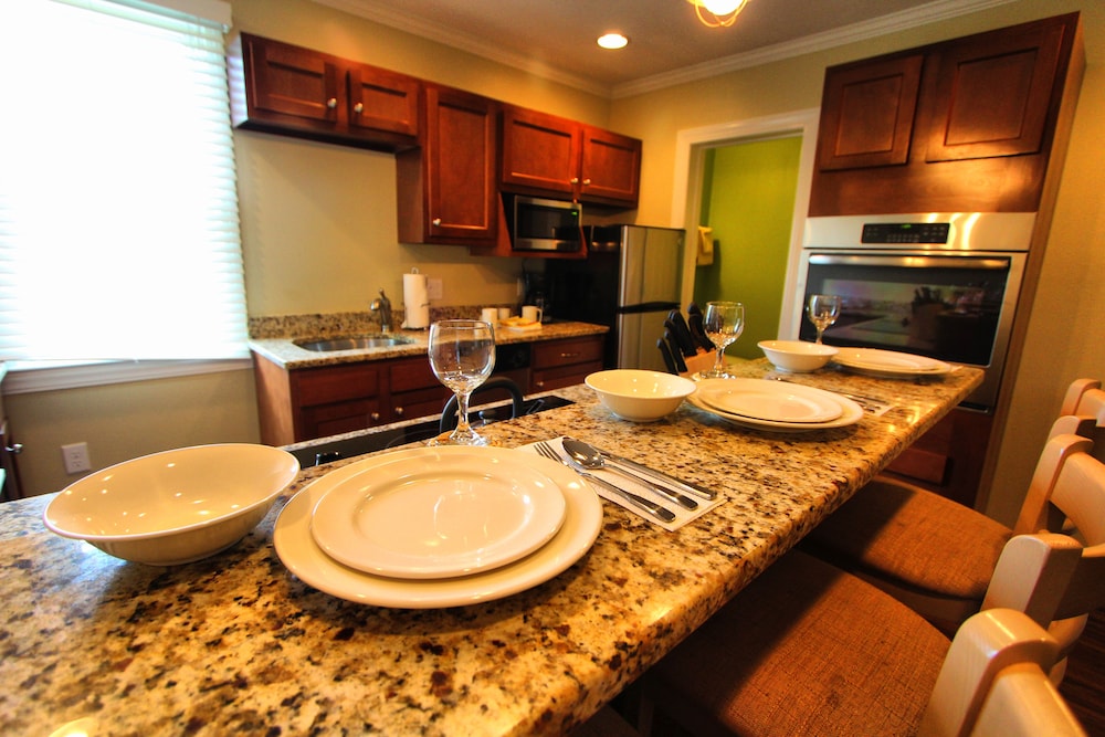 Innseason Resorts Harborwalk 35/50