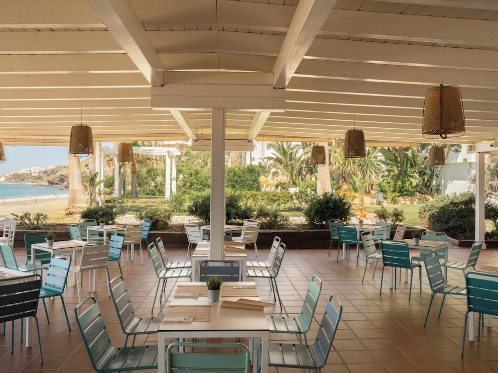 Ona Marinas de Nerja Spa Resort 54/72