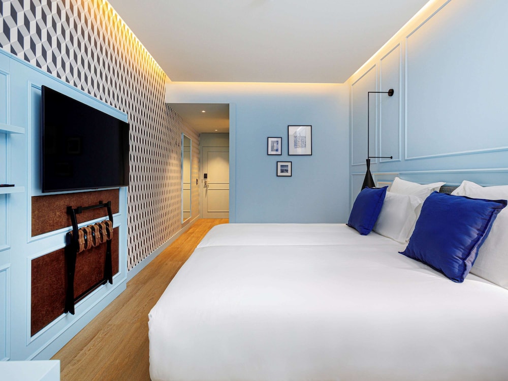 CONNECTING, CLASSIC, TWIN BEDS