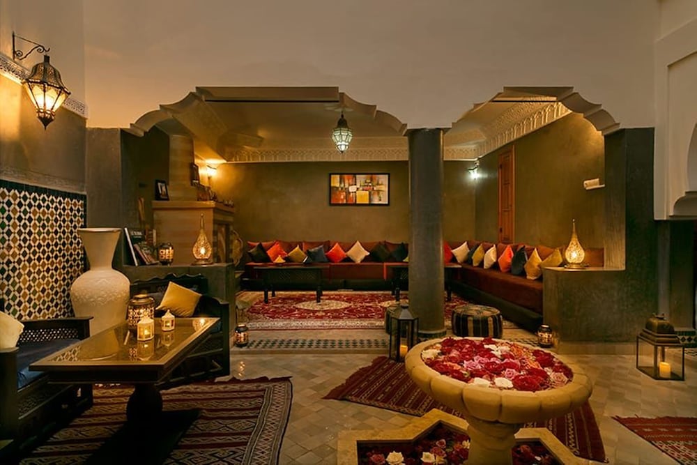 Arabian Riad Marrakech 24/50