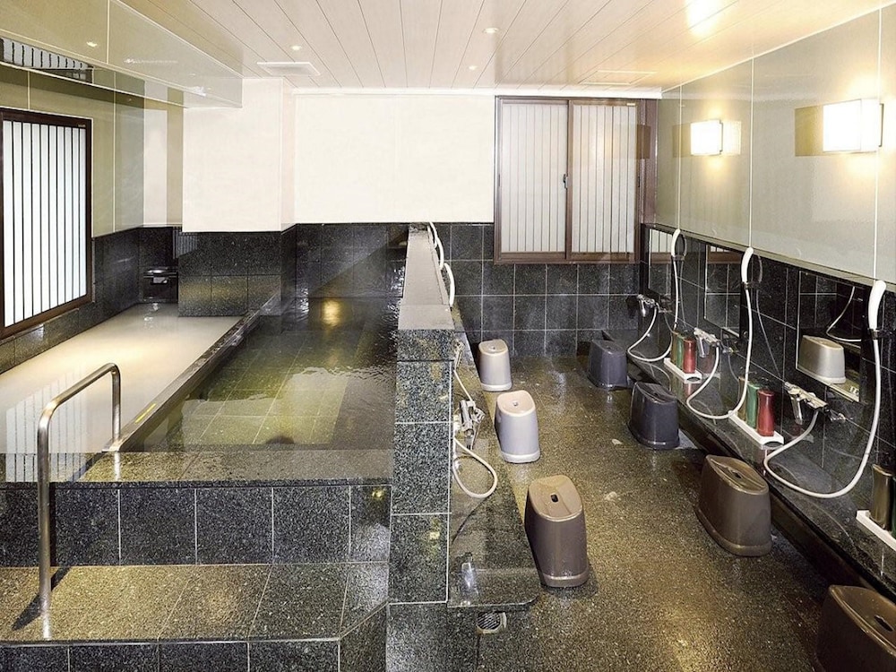 Satomo Ryokan 41/48