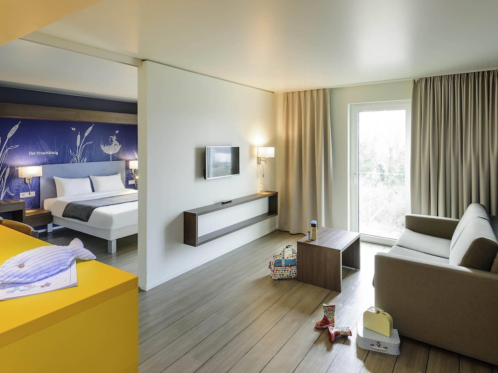 IBIS STYLES KONSTANZ 23/42
