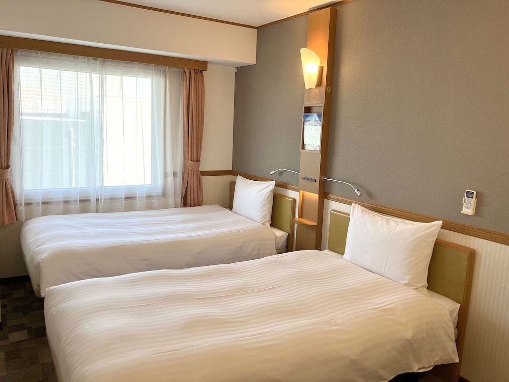 Toyoko Inn Moriya Ekimae 13/50