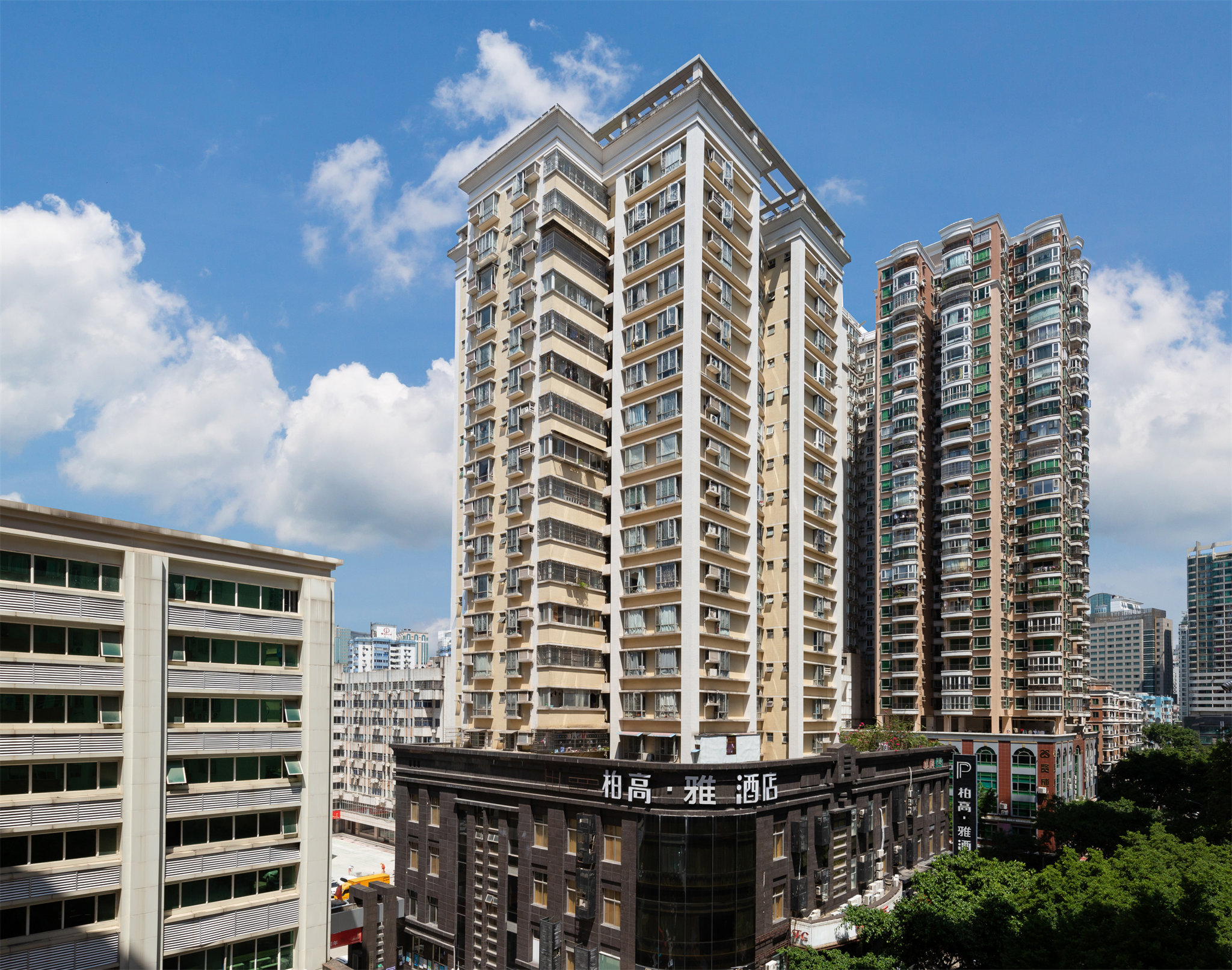 Paco Business Hotel Longkou photo4