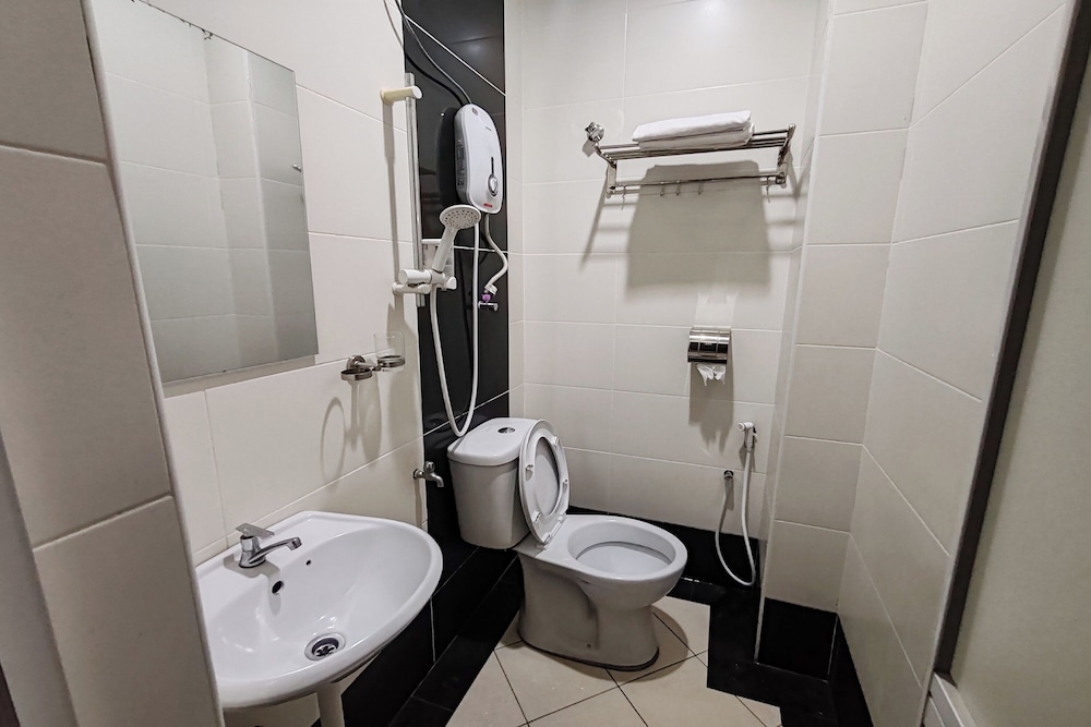 Hotel Sri Puchong 42/43