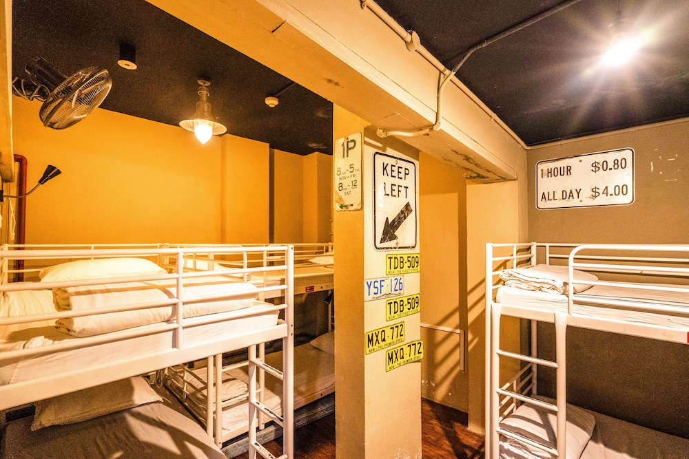 Rucksack Inn @ Temple Street 34/50