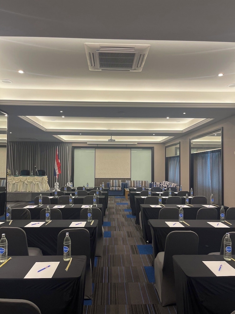 Witz Hotel Bangkok Ramkhamhaeng 36/50
