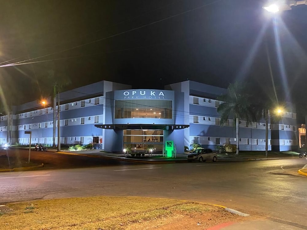 Opuka Park Hotel 62/70