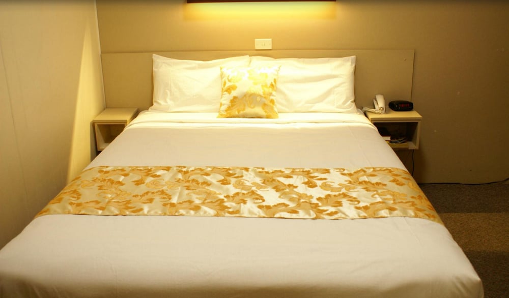Country Lodge Motor Inn 17/50