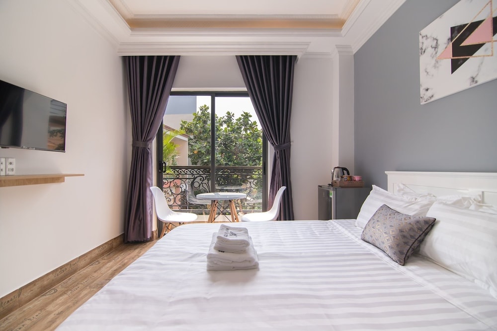 The Passion Hotel Airport - 5 minutes to Tan Son Nhat 17/50