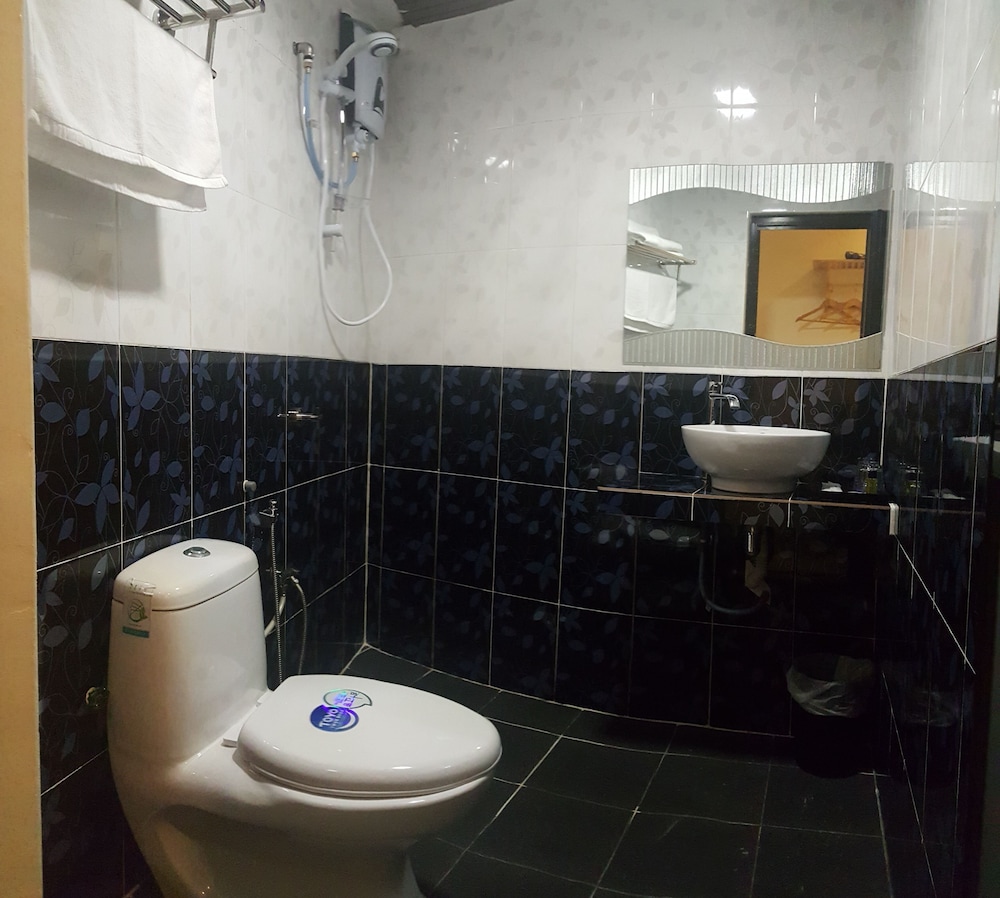 Al Safina Kijal Beach Resort & Restaurant 46/47