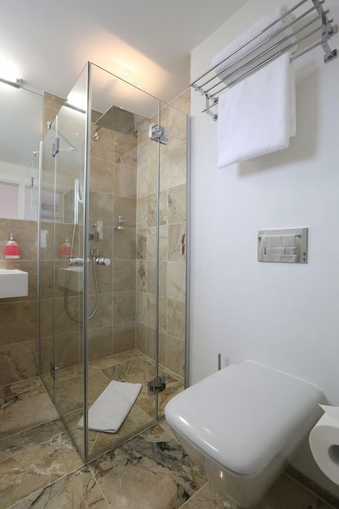 Businesshotel Lux 47/50