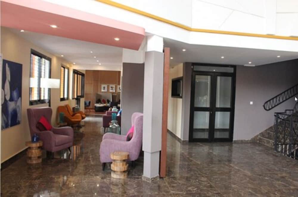 Douala Design Hotel 27/36