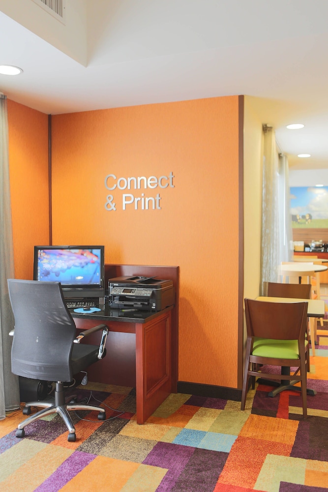 Comfort Inn & Suites Berea, KY 33/40