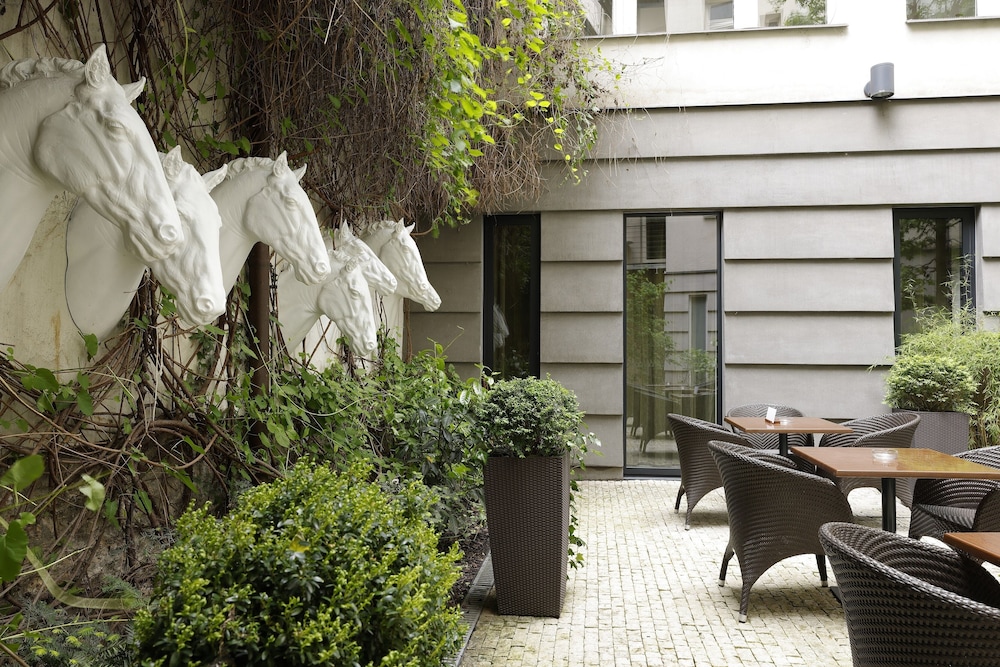 Prokop Square Hotel 41/50
