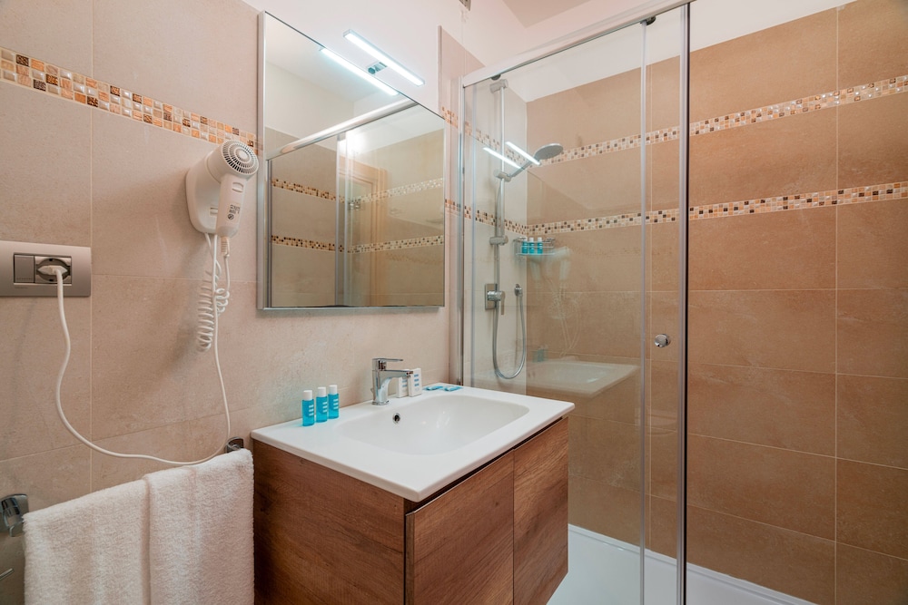 Hotel Portoconte 30/30