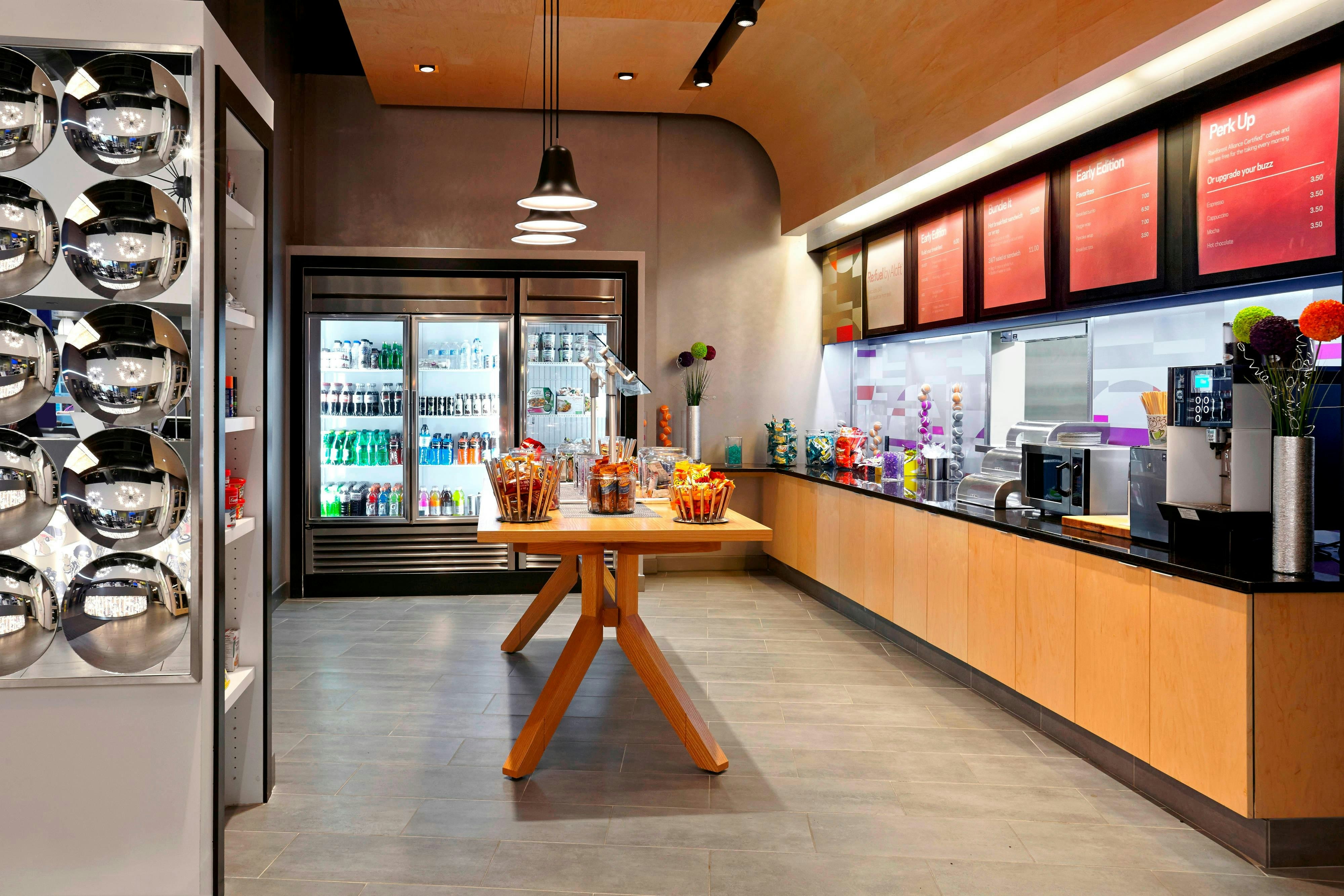 Aloft Calgary University 14/21