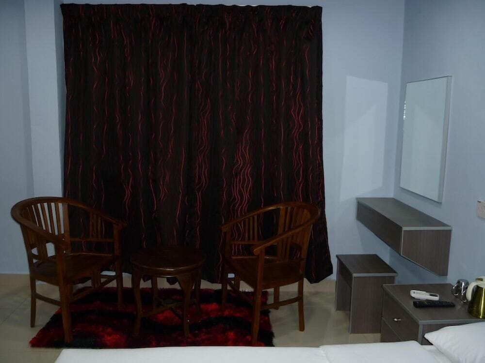 LaComme Inn 59/74