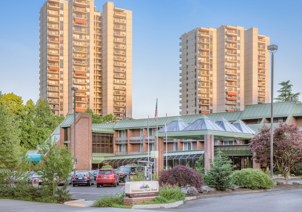University Place Hotel Conference Center 2/51