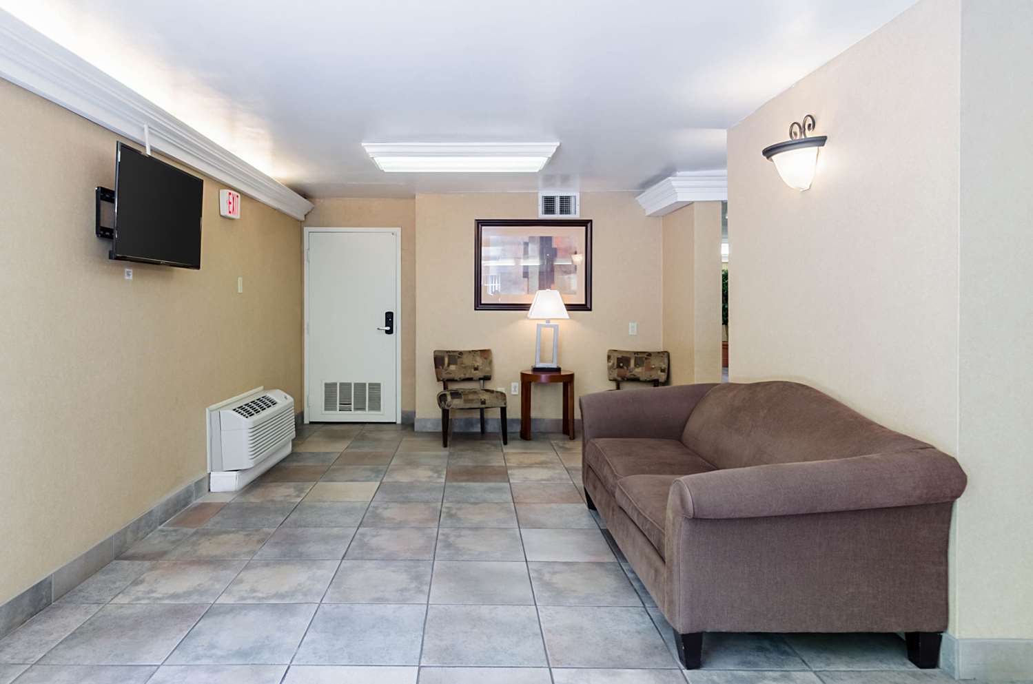 Quality Inn Chicopee-Springfield 10/17