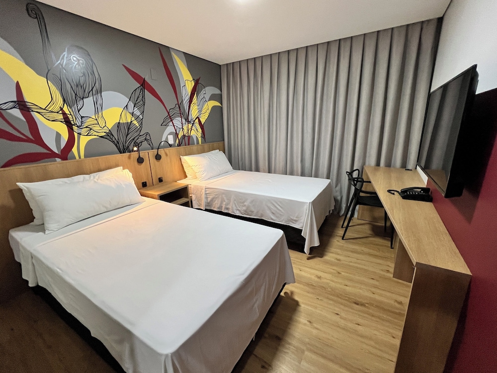 Ramada Encore by Wyndham Ponta Grossa 13/37