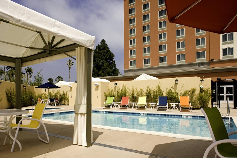 Courtyard By Marriott Culver City Los Angeles