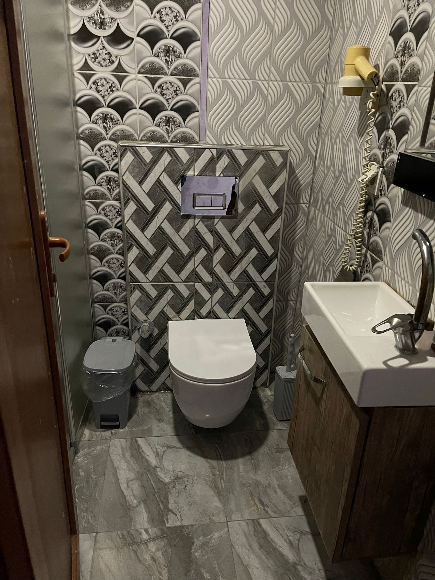 غرفة عائلية بسرير كينج وسرير فردي بإطلالة على الحديقة، Ozgur Hotel 9/10