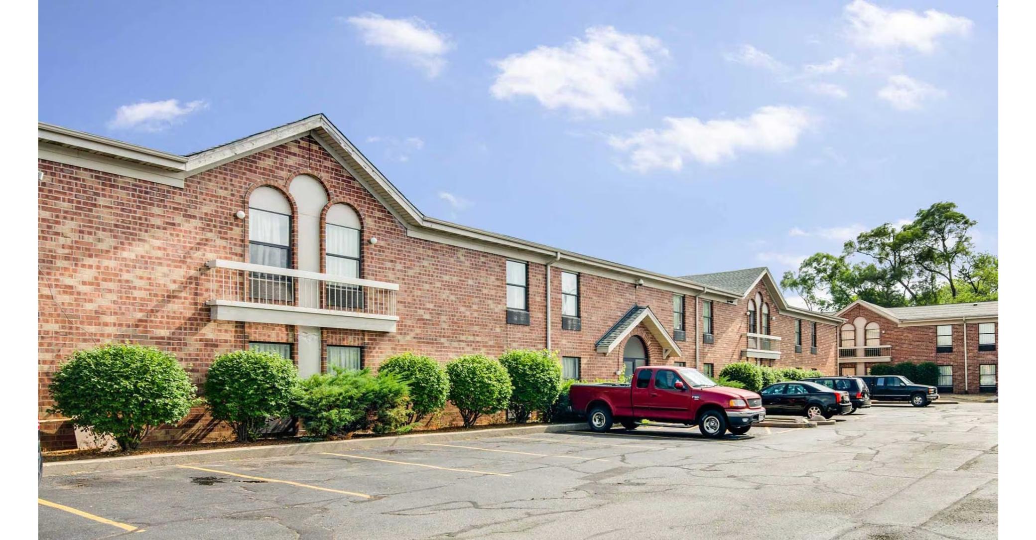 Motel6 Waukegan, IL 49/63