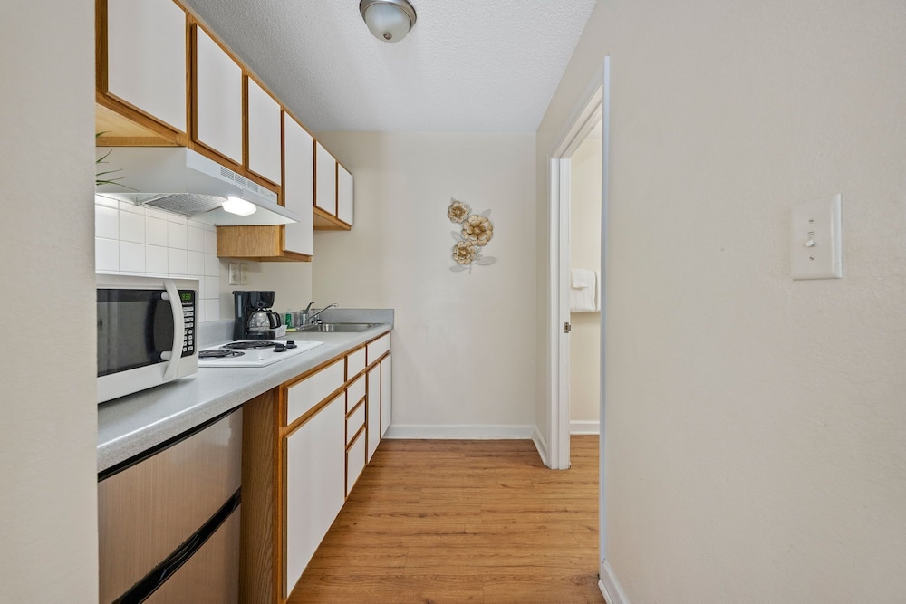 Affordable Suites Charlottesville 55/55