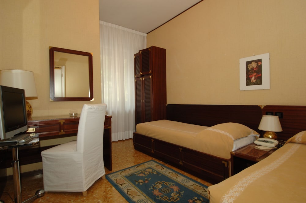 Hotel Bobby Executive 23/50
