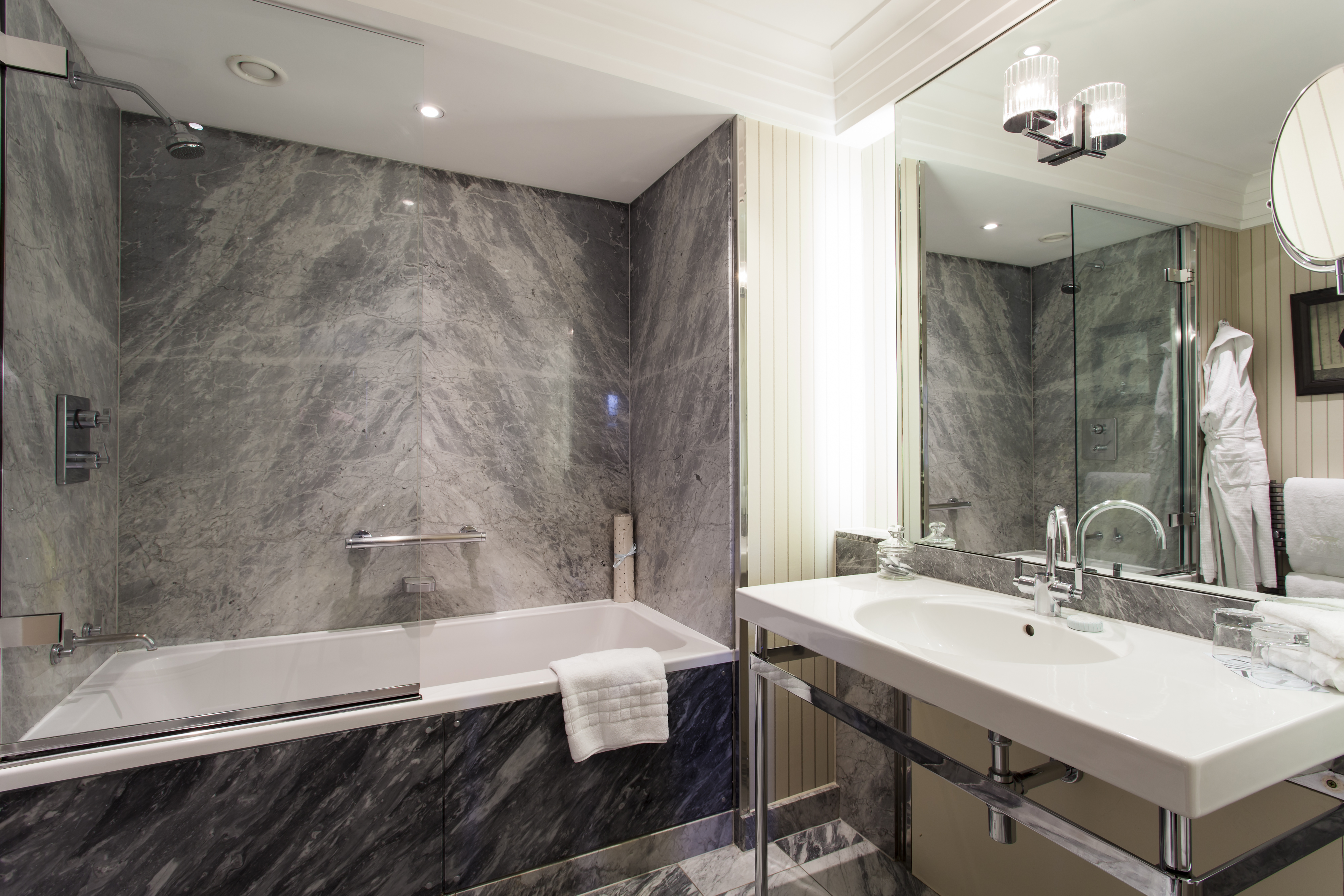 Capital, Junior Suite, Single, Sofa