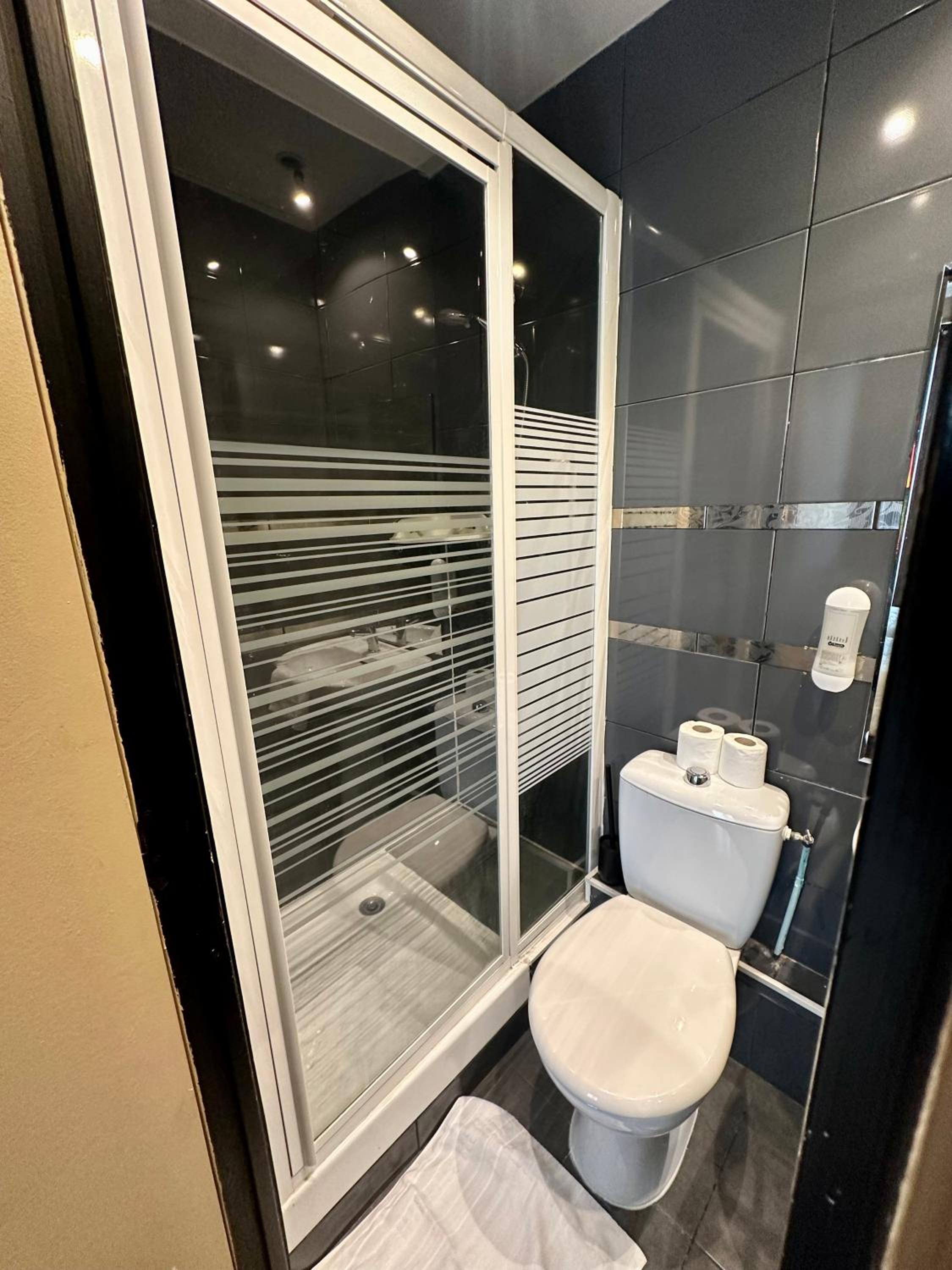Hotel Victor Hugo 36/39