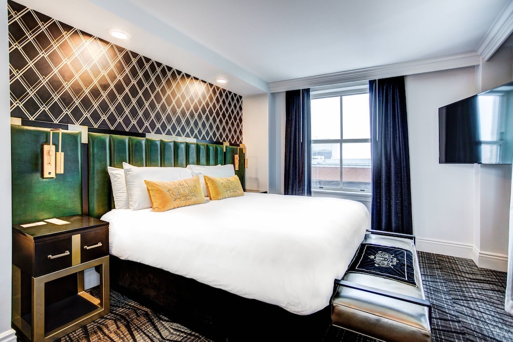 The Warrior Hotel, Autograph Collection 9/35