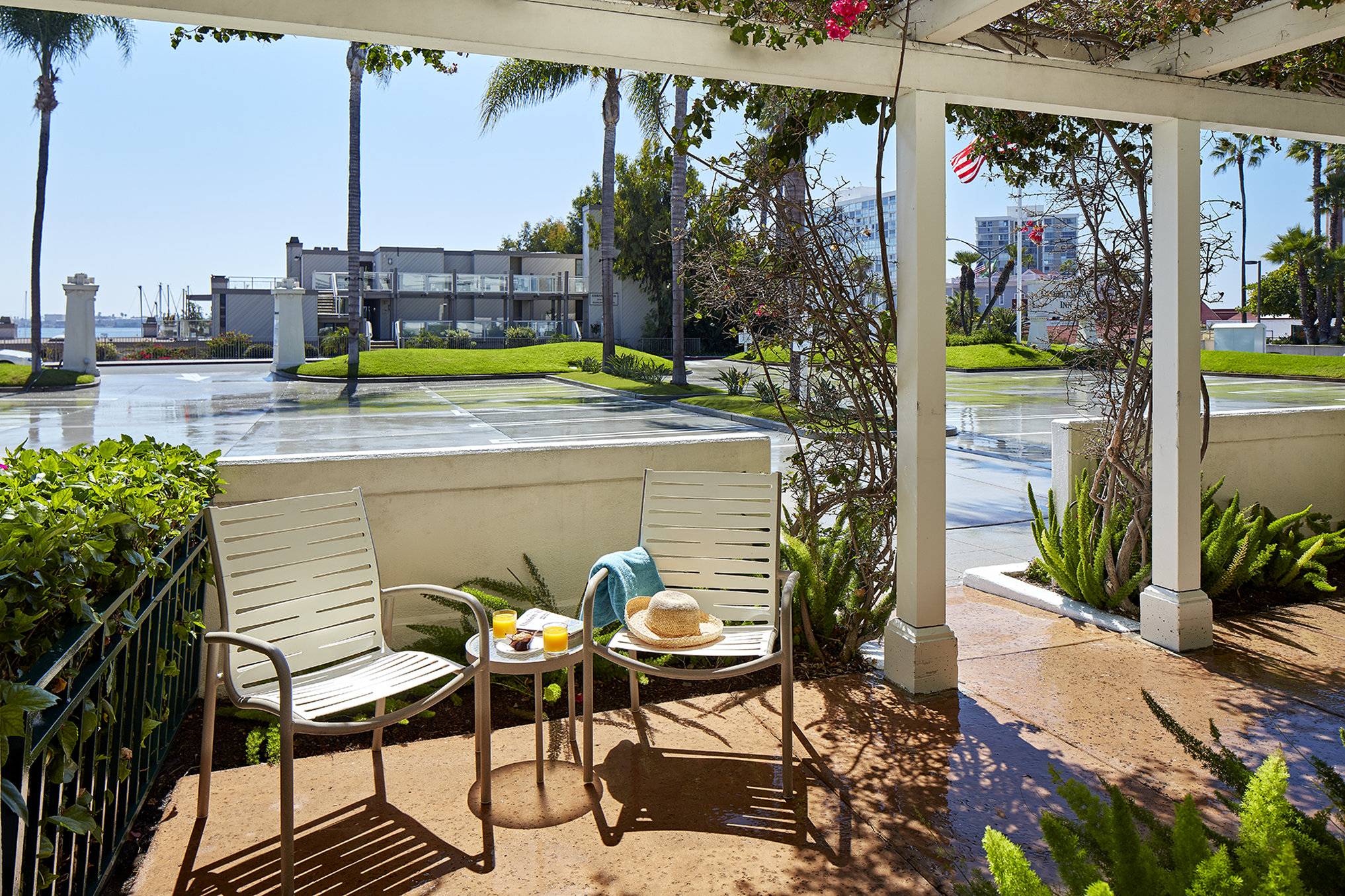 Glorietta Bay Inn 62/78