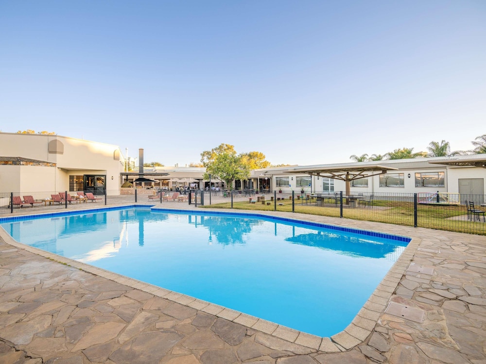 Mercure Hotel Windhoek 47/50