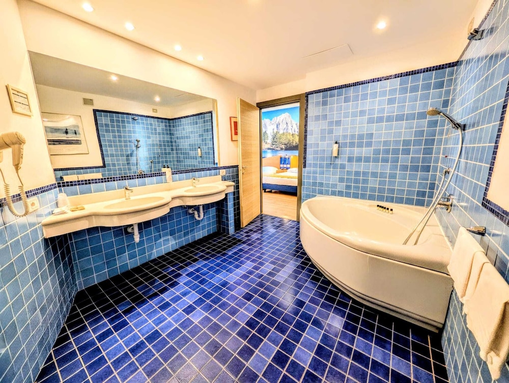 Hotel Express Aosta East 18/49