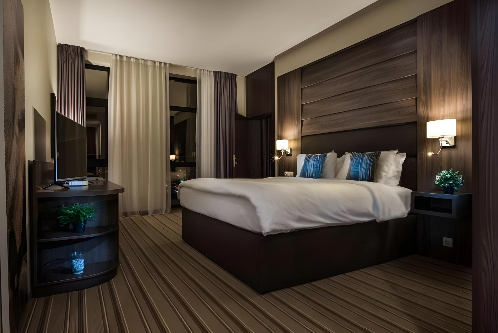 2 Bedrooms, Executive, Suite, Apartment