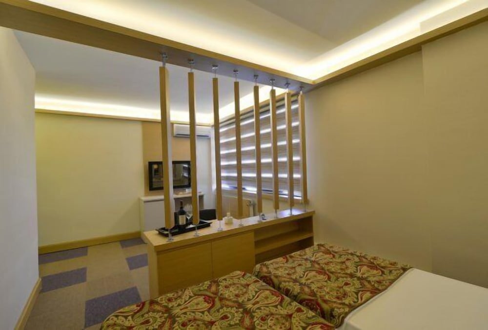 Istcity Hotel 39/47